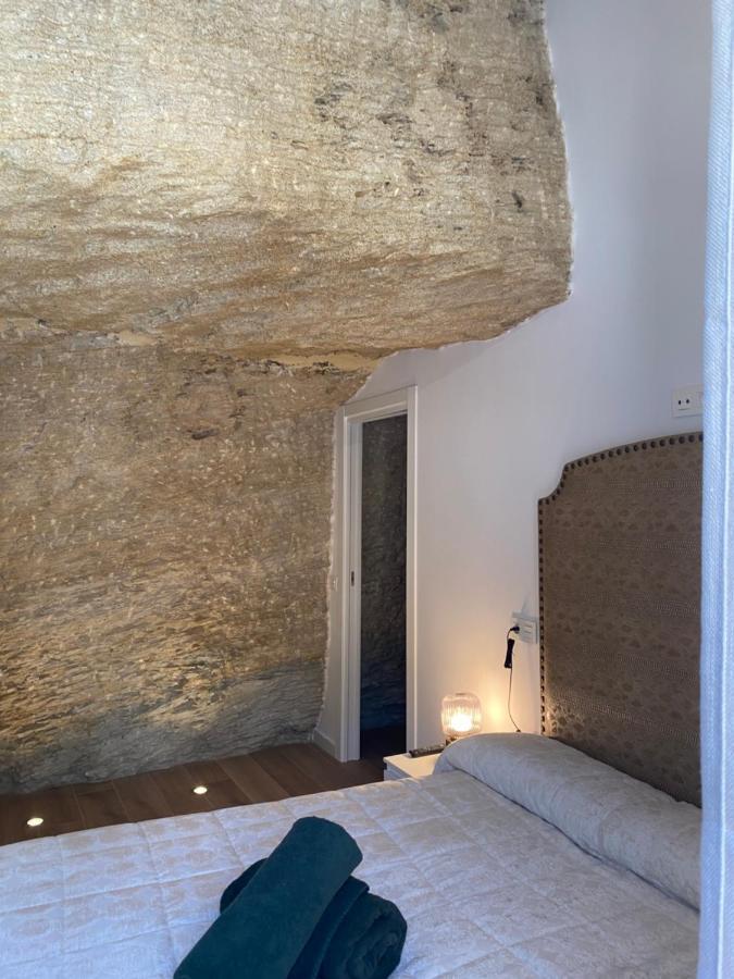 Вілла Casa Cueva “El Refugio En La Cueva” Setenil De Las Bodegas Екстер'єр фото